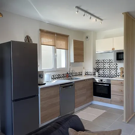 Holiday home Le Clos Du Moulin 4 - Maison Entiere Jardin 3 (adults Only) *