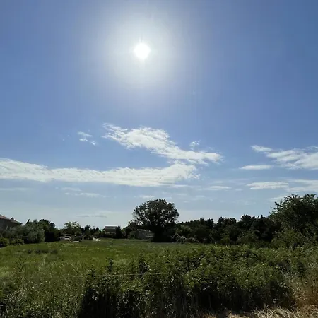 Le Clos Du Moulin 4 - Maison Entiere Jardin 3 (adults Only) Holiday home