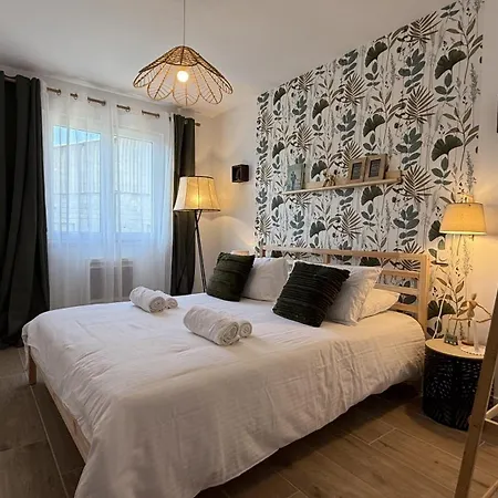 Holiday home Le Clos Du Moulin 4 - Maison Entiere Jardin 3 (adults Only)